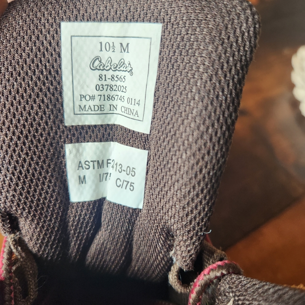 Cabela's steel toe leather boots - Picture 3 of 4
